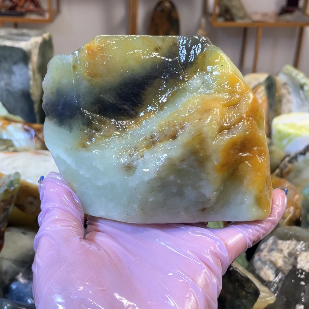 蛇纹石玉未镶嵌中国四大名玉简易