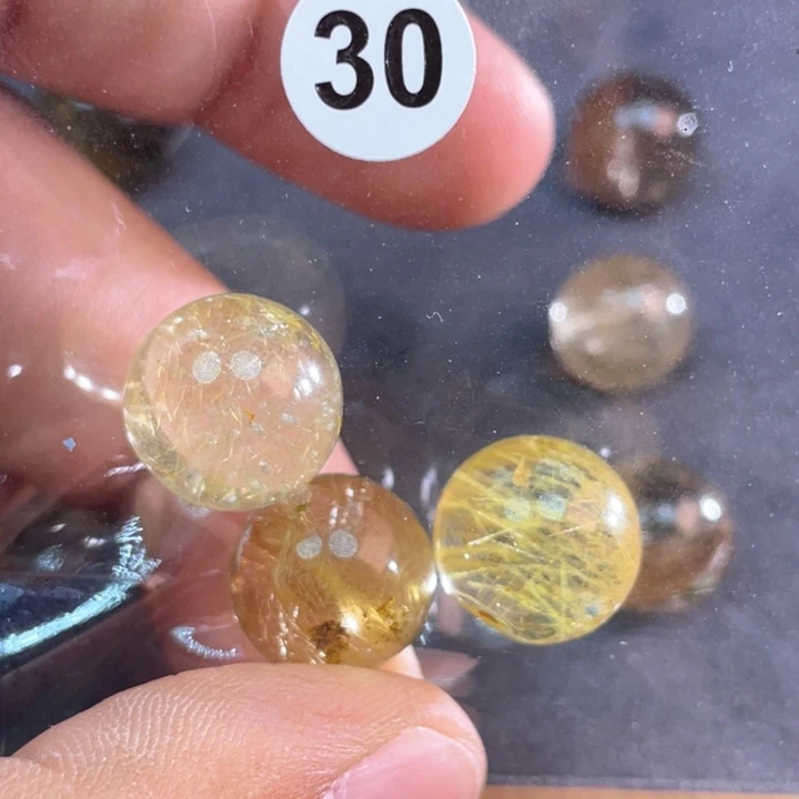 未镶嵌颈饰水晶正*哥