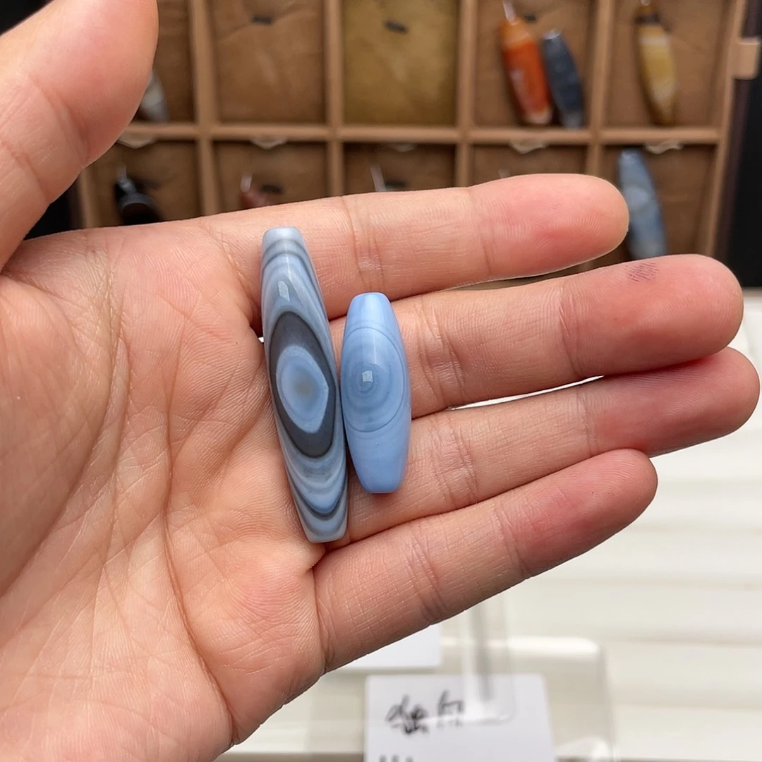 玛瑙/玉髓颈饰未镶嵌?****