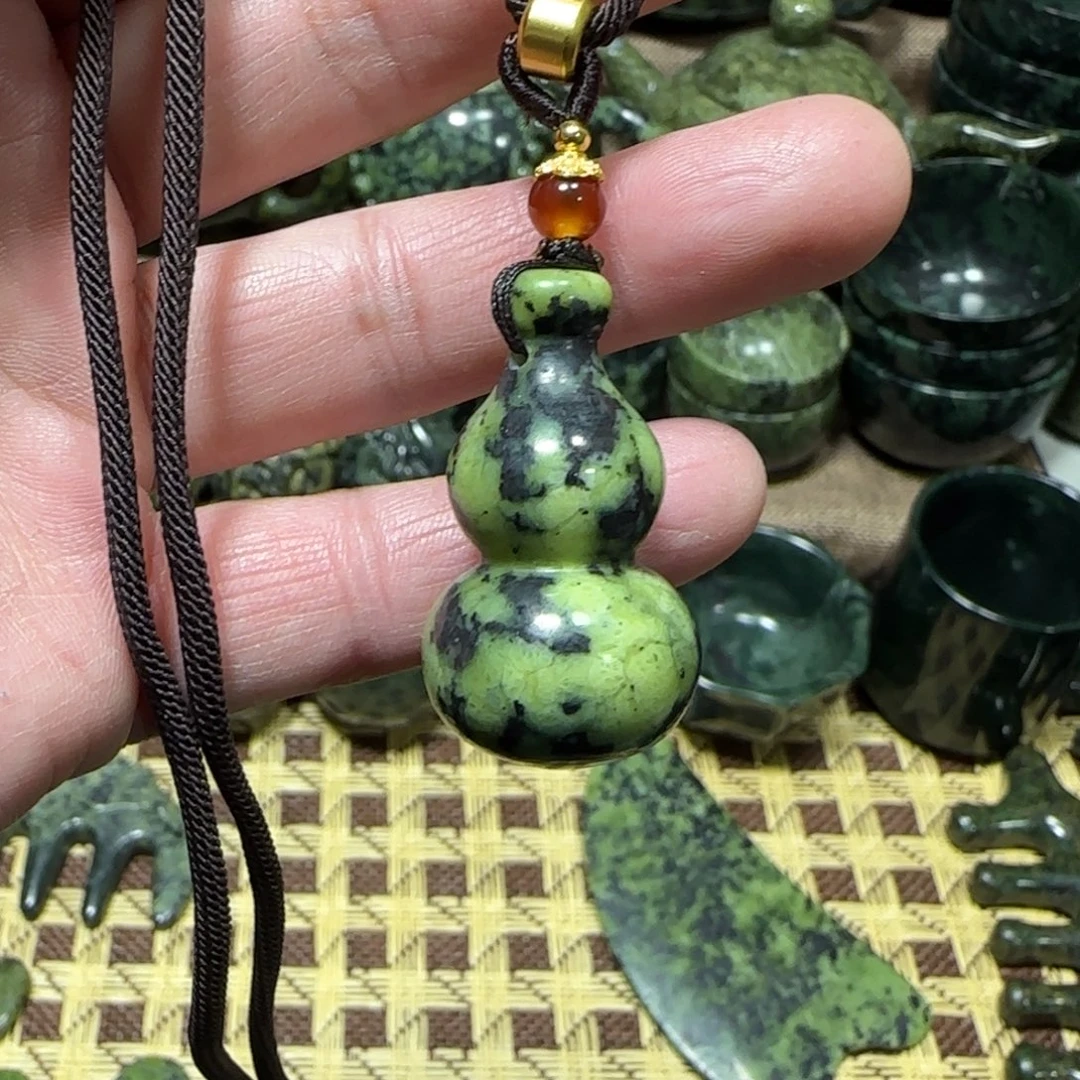 蛇纹石玉未镶嵌藏玉药王石能量产品