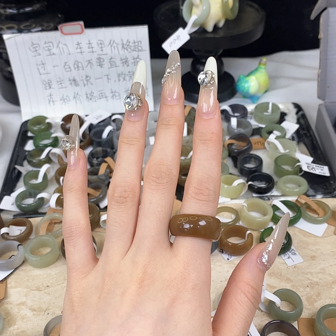 未镶嵌戒指和田玉z22咖糖轮胎17.2