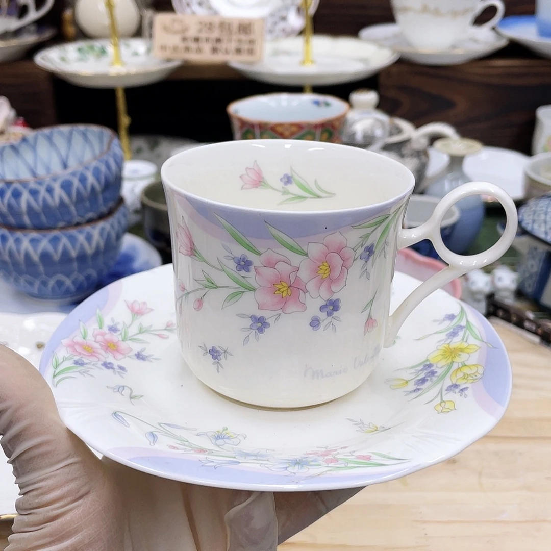 鹿屋家的美丽咖啡杯