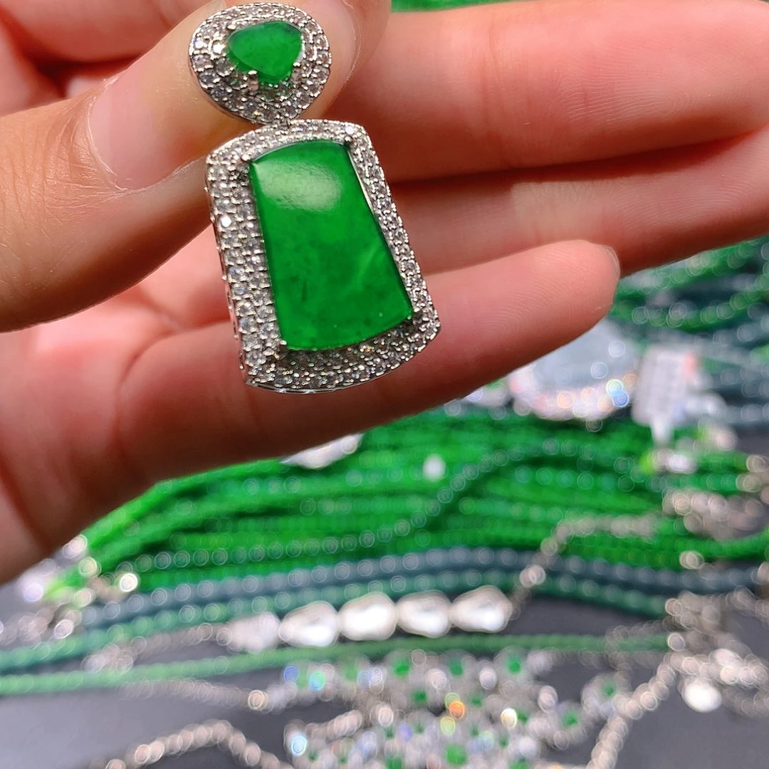 翡翠戒指未镶嵌天然翡翠