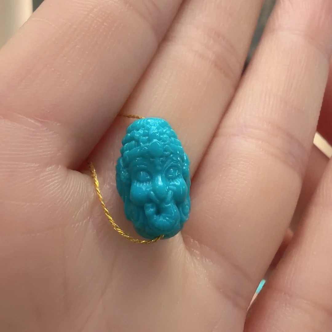 绿松石未镶嵌颈饰