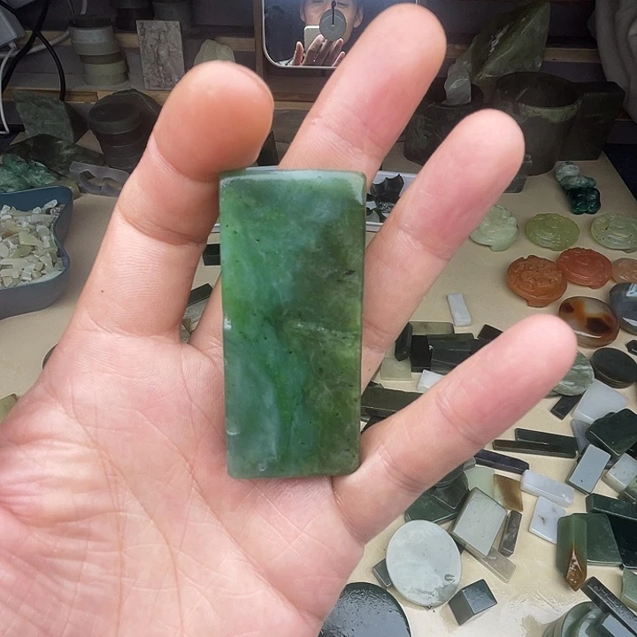 和田玉（糖玉）未镶嵌挂件