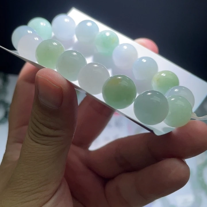 定制翡翠未镶嵌L**z翡翠卡12+