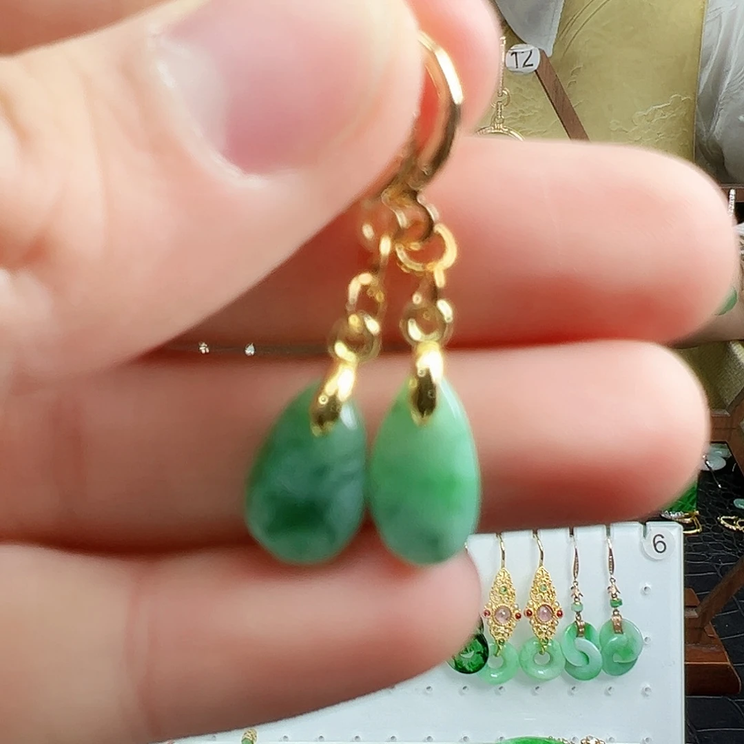 翡翠耳饰未镶嵌耳饰
