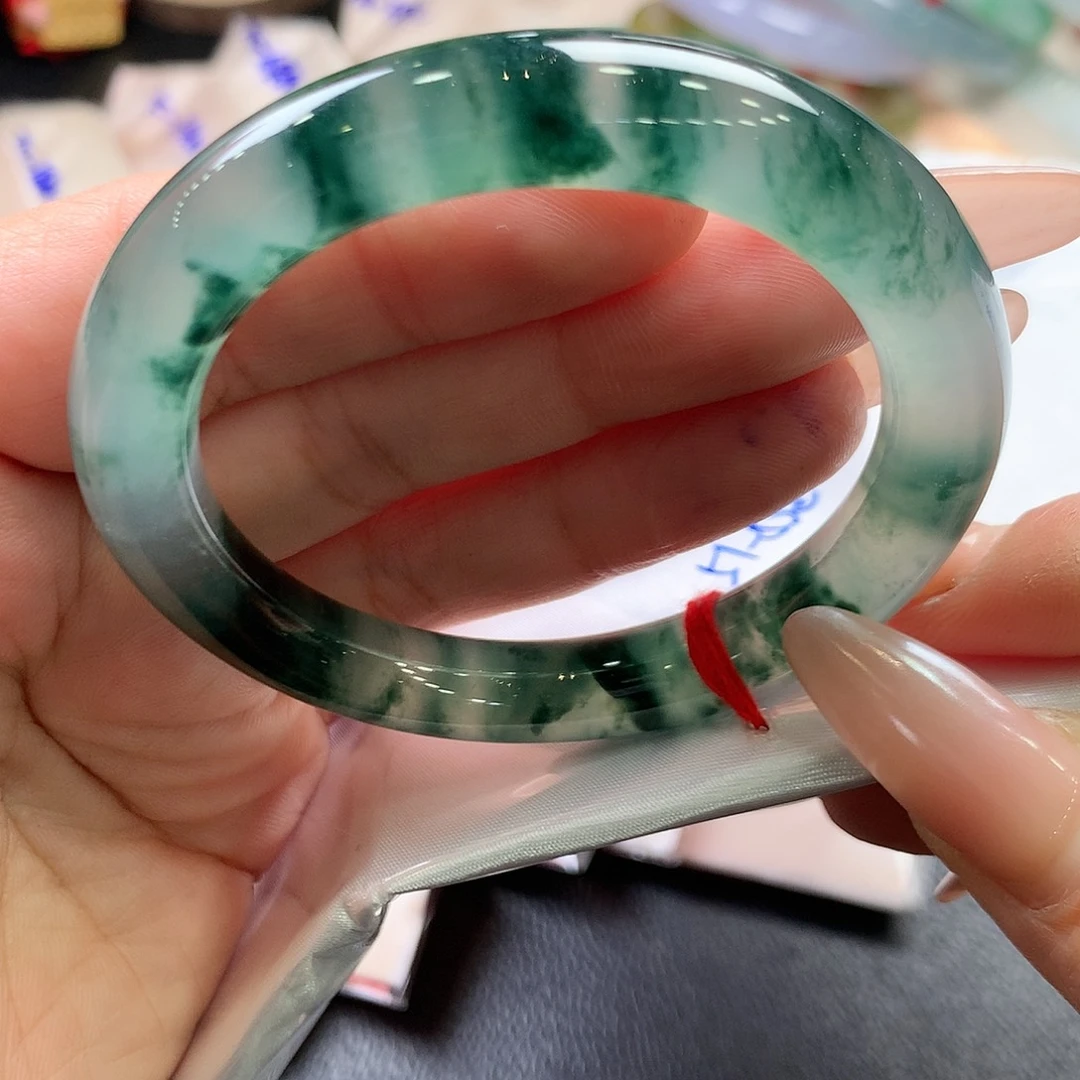 翡翠未镶嵌手镯52圆高货大漏