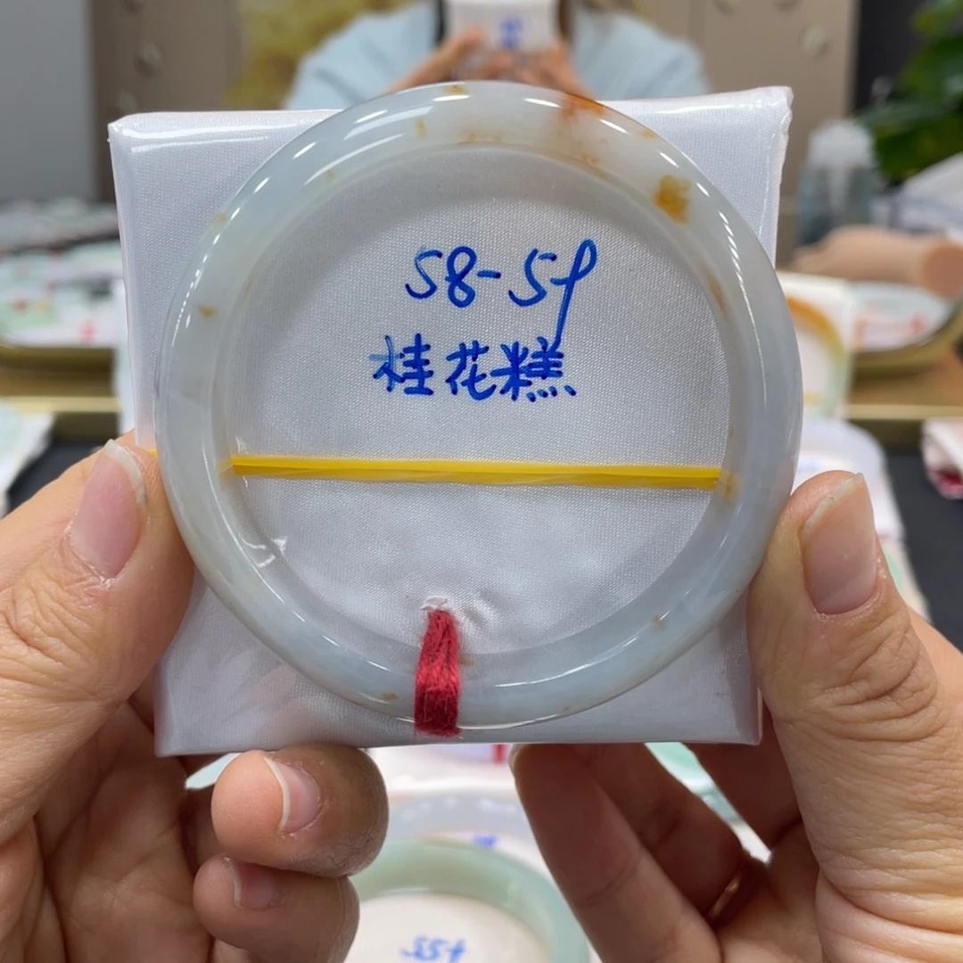 未镶嵌手镯翡翠翡翠