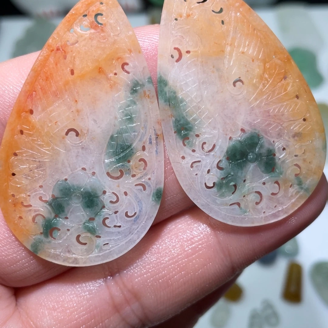定制翡翠未镶嵌耳饰