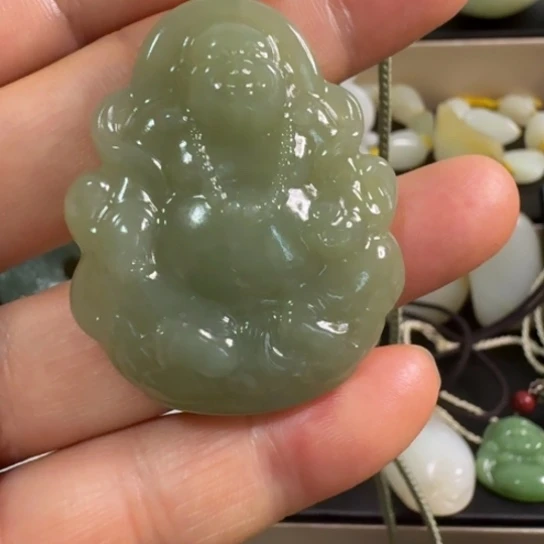 和田玉（糖玉）未镶嵌颈饰