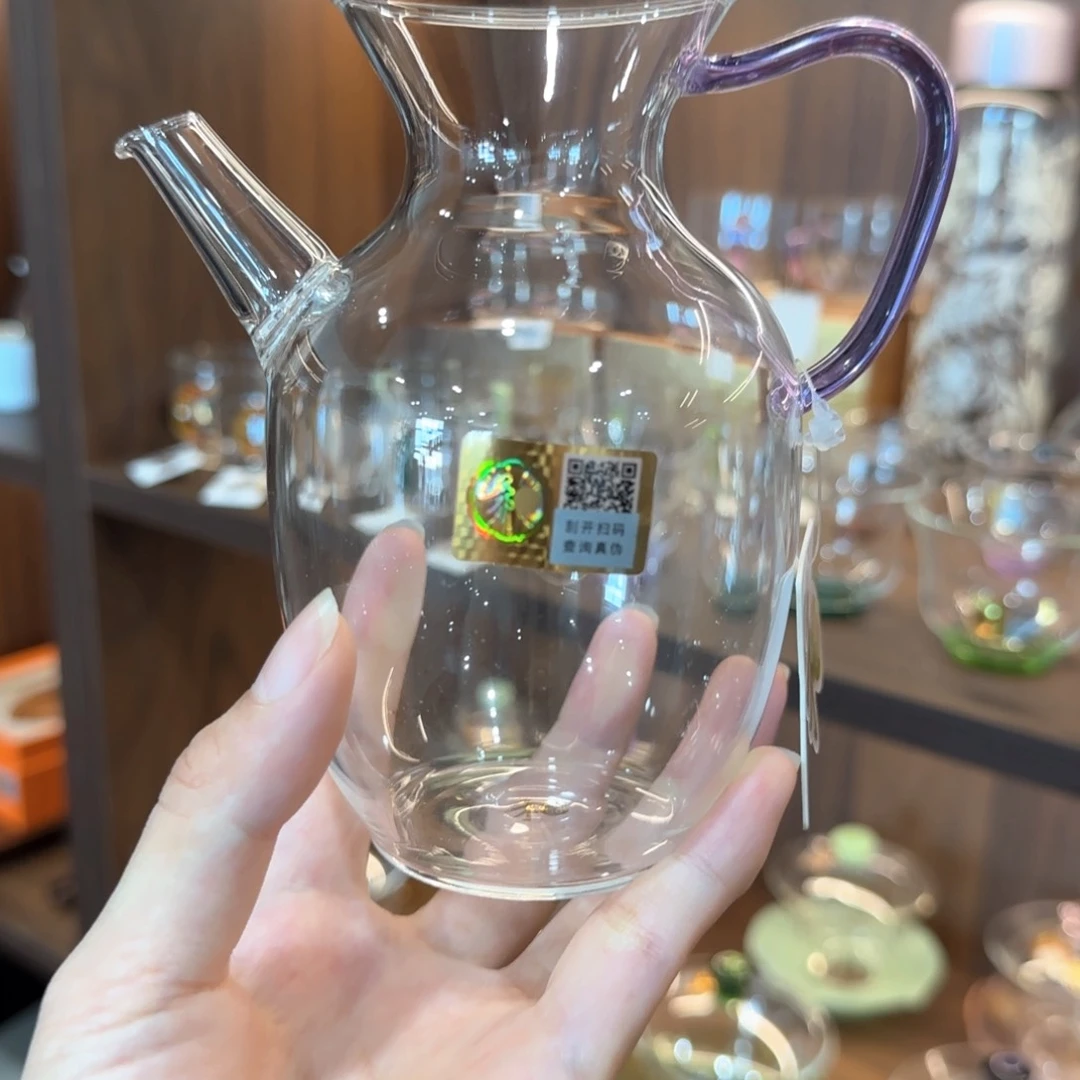 禾器昭然浅紫色。。。