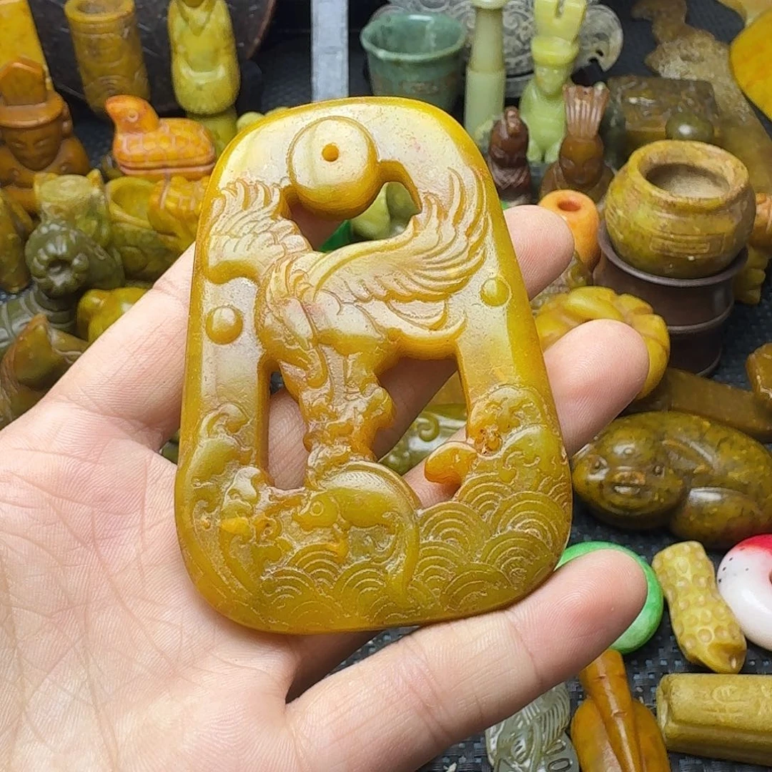 白玉菩提吊坠。。。