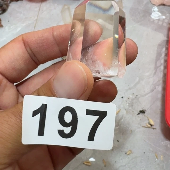 未镶嵌水晶大型摆件（非配饰）