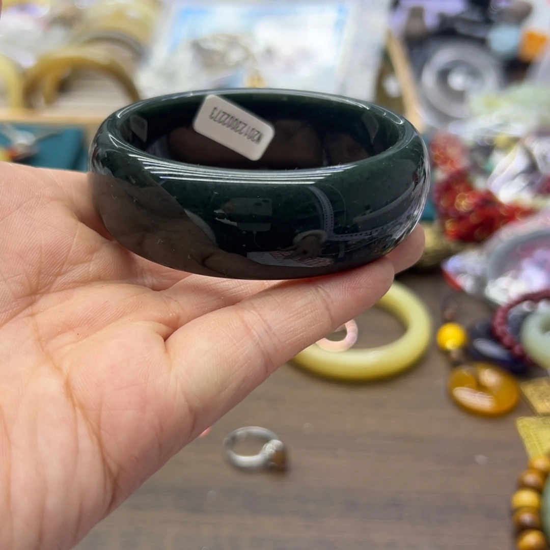 和田玉未镶嵌手镯58.7圈围107