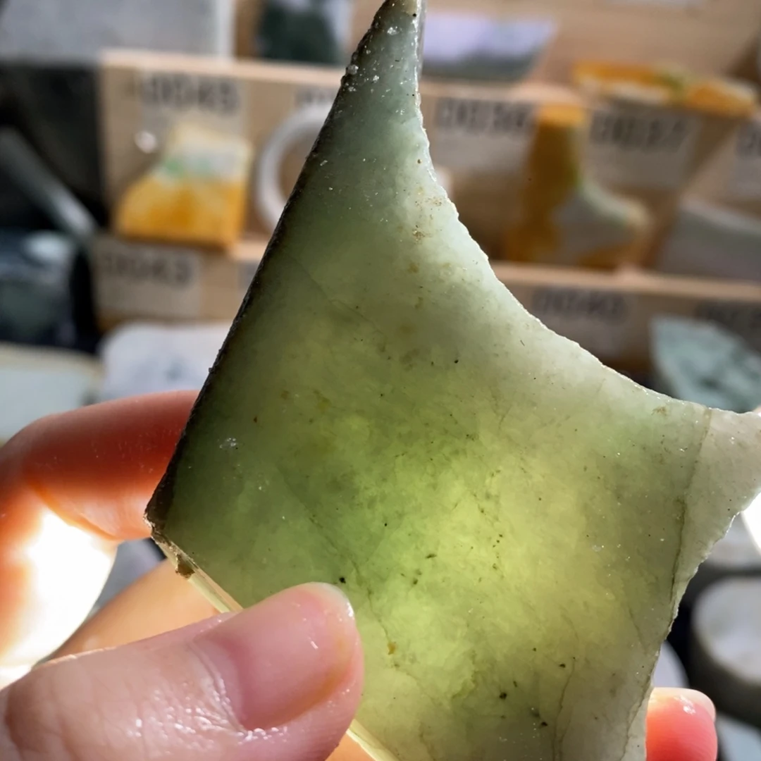 颈饰未镶嵌翡翠天然翡翠