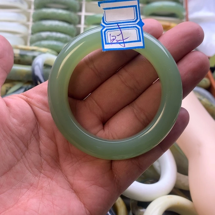 时***签蛇纹石玉未镶嵌手镯