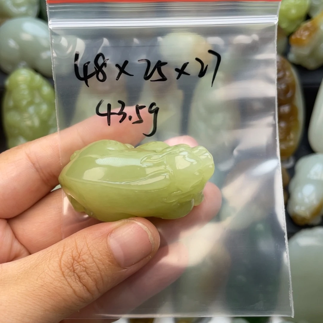 和田玉未镶嵌颈饰用****1