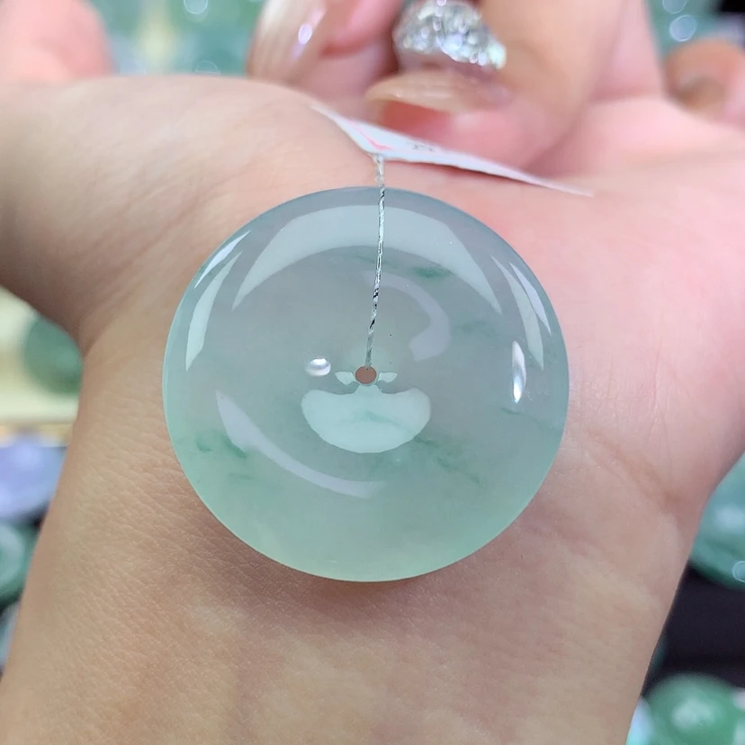 【闪购商品】翡翠未镶嵌吊坠(不含链)