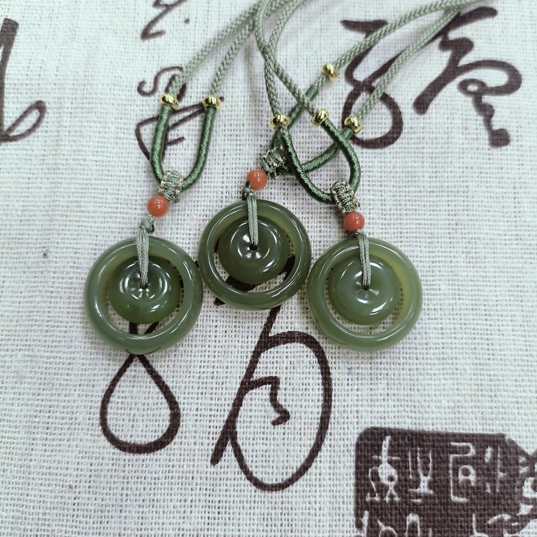 【书记甄选】和田玉子母扣吊坠 多样性发一件 CC5139