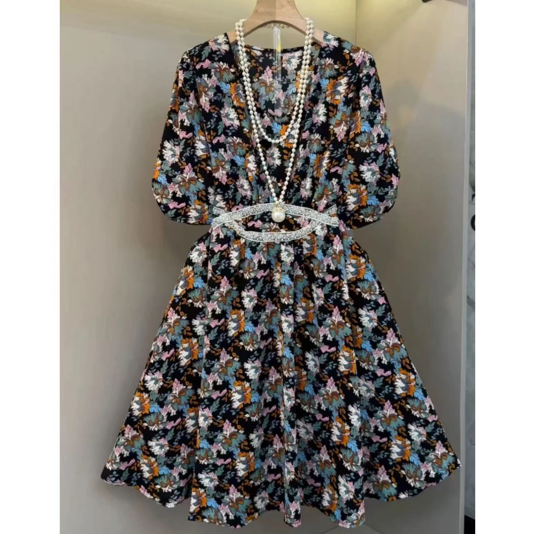 8013-2025年春季新款时尚气质显瘦百搭法式连衣裙