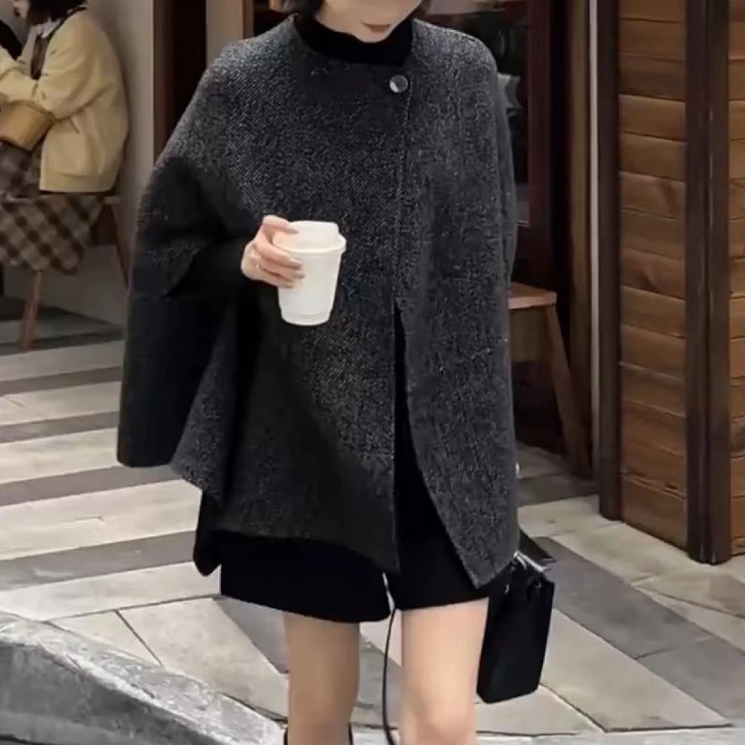 新款气质不规则显瘦披风斗篷外套女装冬季