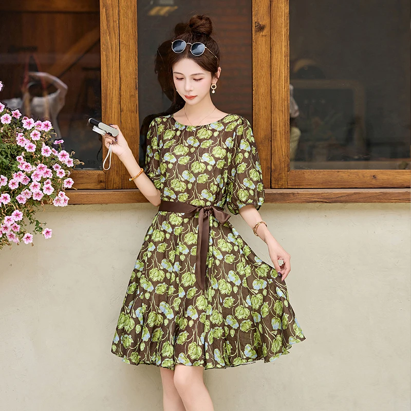 2025夏季新款小个子收腰碎花圆领系带蝴蝶结半袖洋气时尚连衣裙