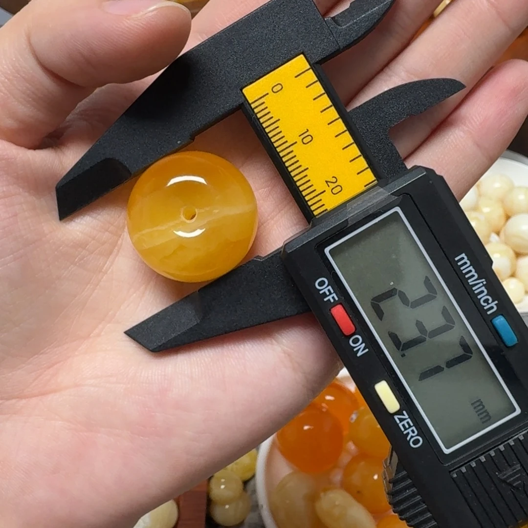 琥珀未镶嵌裸石蜜蜡平安扣