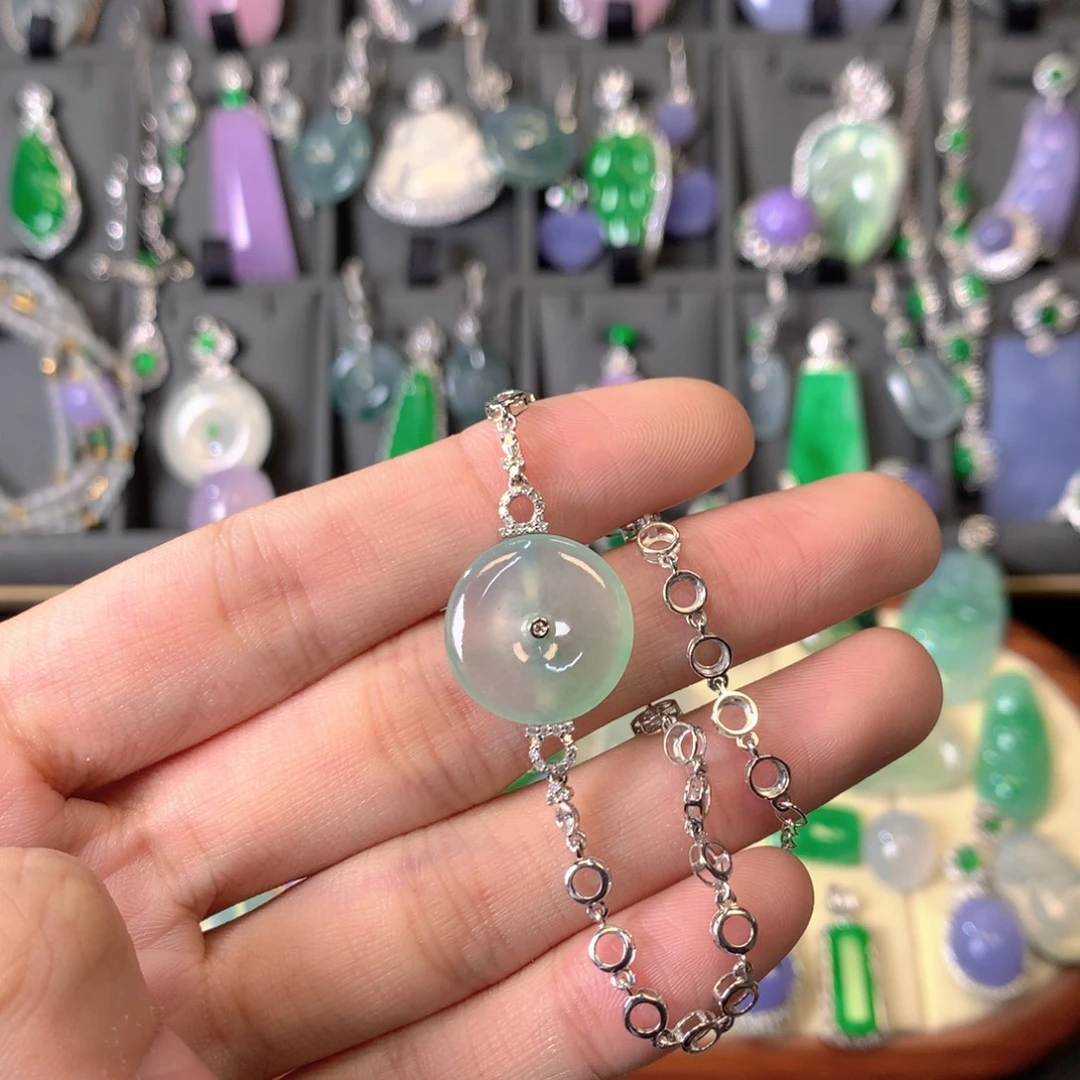 翡翠18K金镶嵌吊坠(不含链)