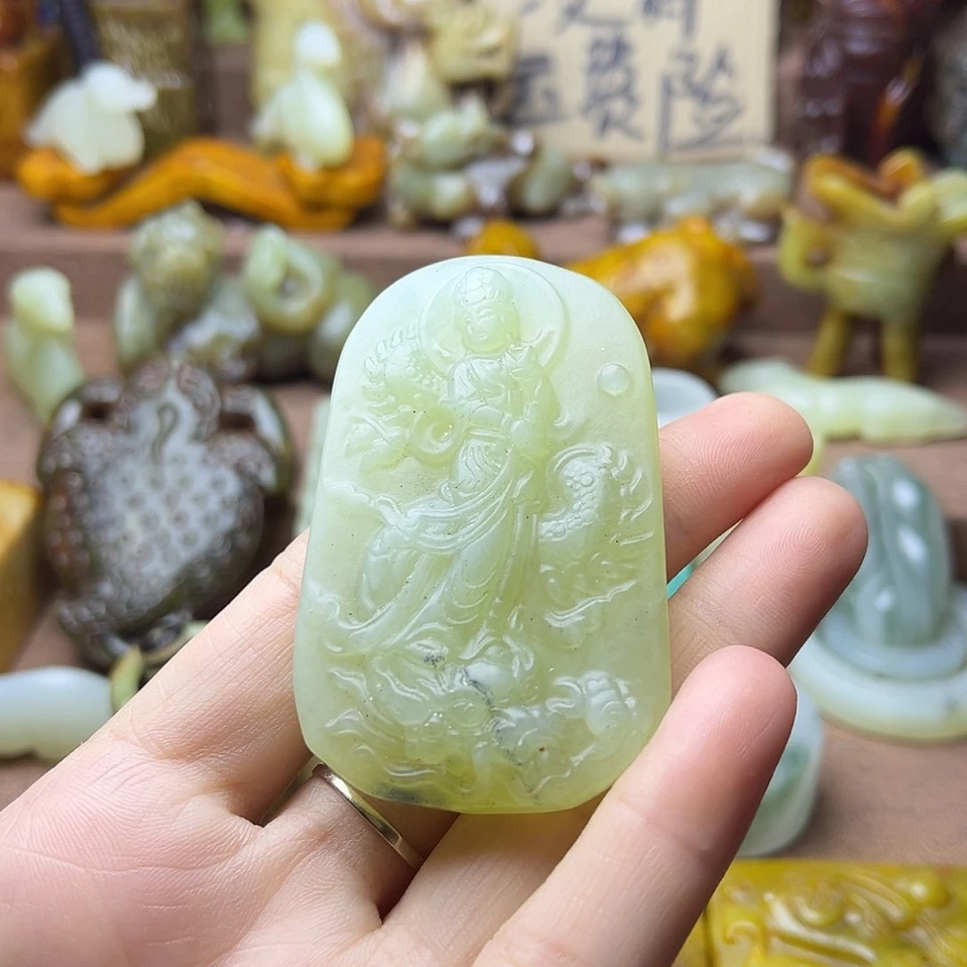 白玉菩提吊坠105。。