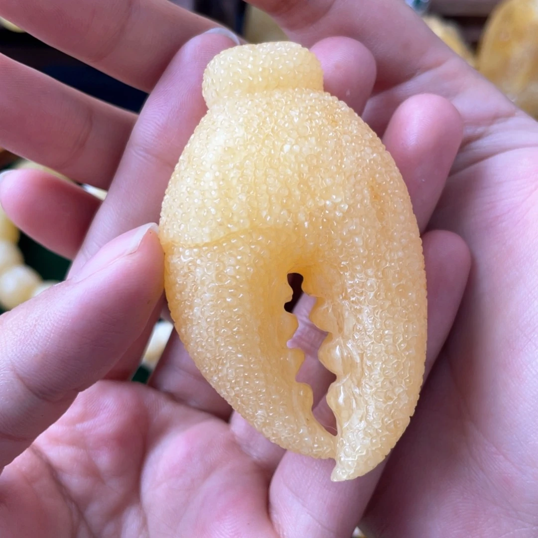 琥珀珠宝奇石未镶嵌