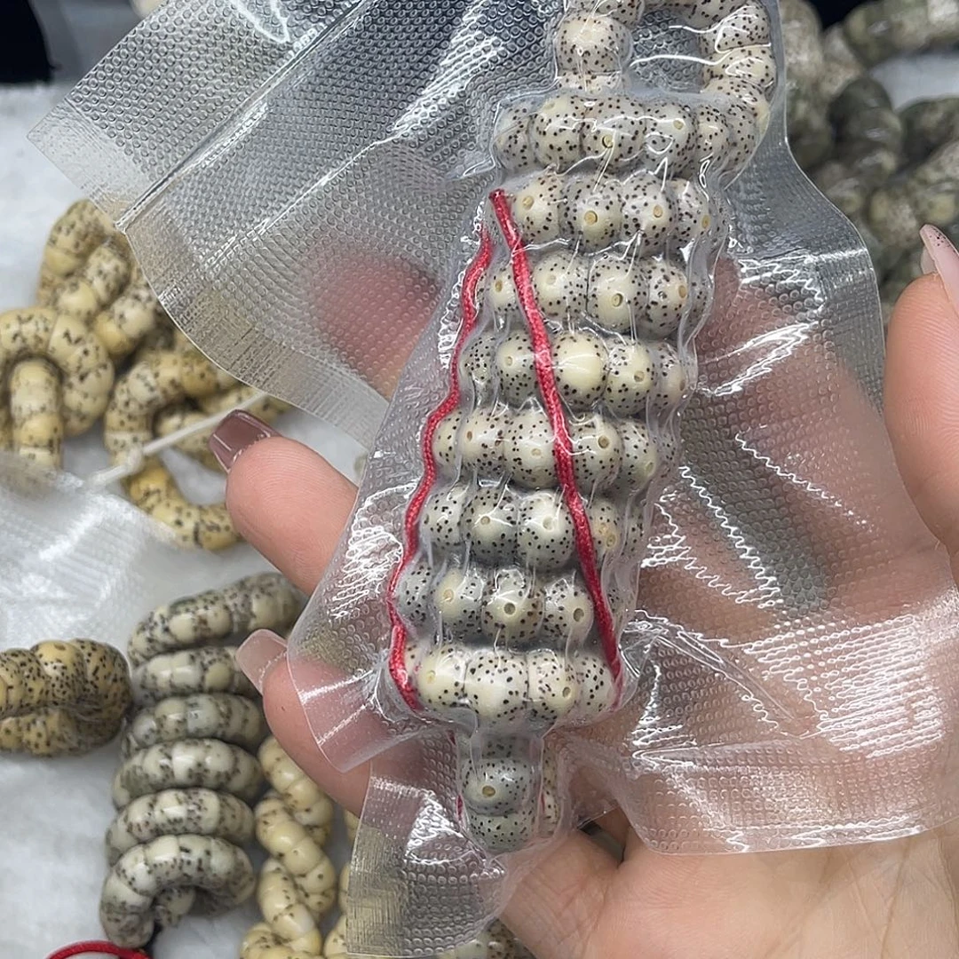 2***號卡9原生态石玉料大肠挂脖