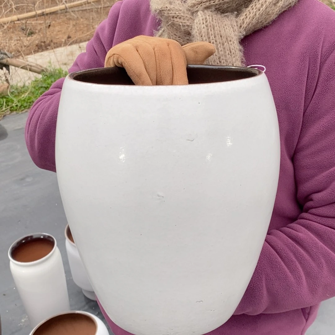 红陶口20高25～～～