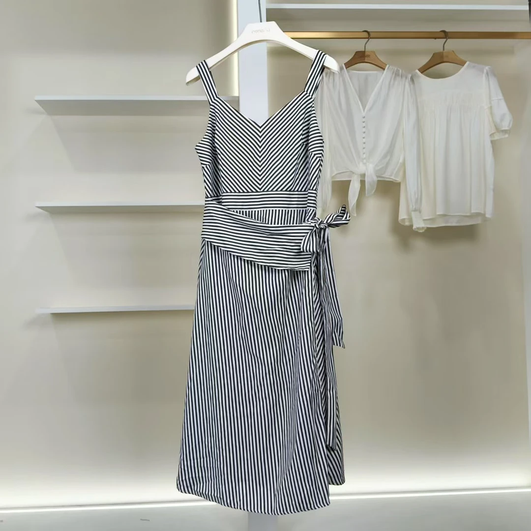 麦迪尚品【色】5040620夏季简约条纹吊带收腰连衣裙品牌撤柜女装