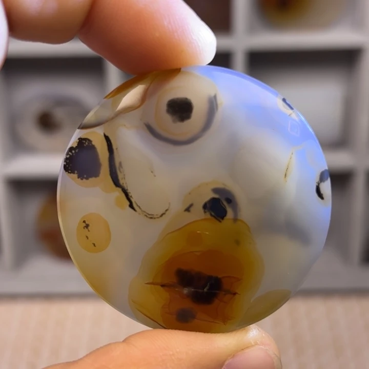 玛瑙/玉髓颈饰未镶嵌