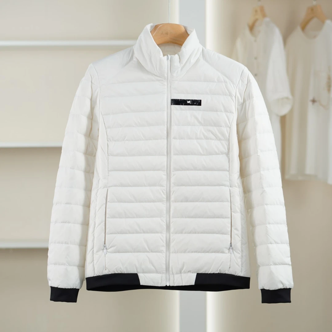 麦迪尚品【伯】51201285 秋冬时尚轻薄保暖羽绒服外套品牌折扣