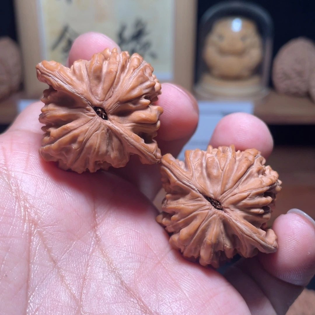 卤***饭文玩核桃把件汉高楼38尺