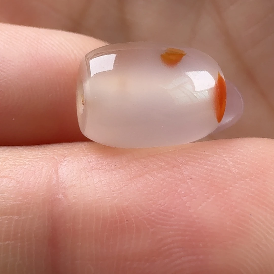 南红玛瑙未镶嵌冰飘桶珠