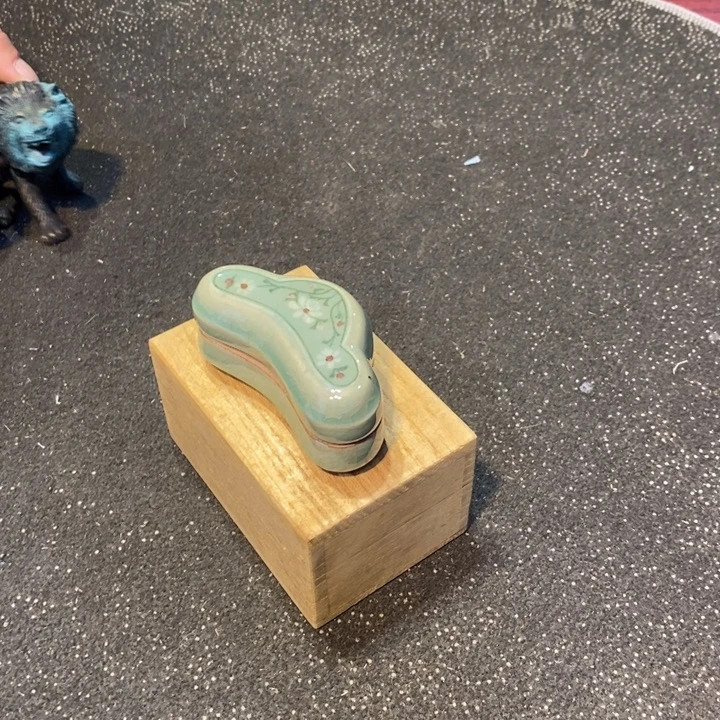 天***牛瓷片陶瓷艺术品制作工艺品