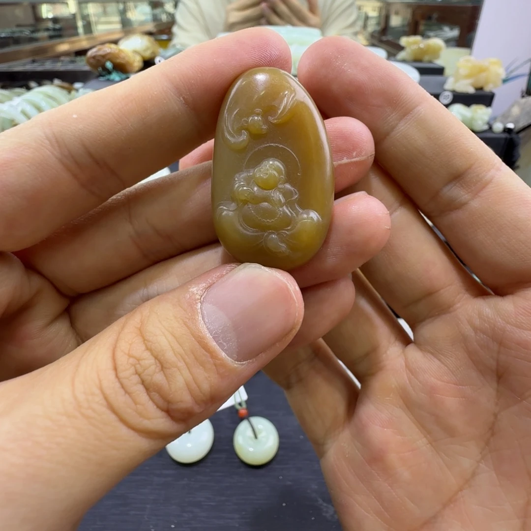 和田玉未镶嵌吊坠(赠链)新疆和田玉佛公