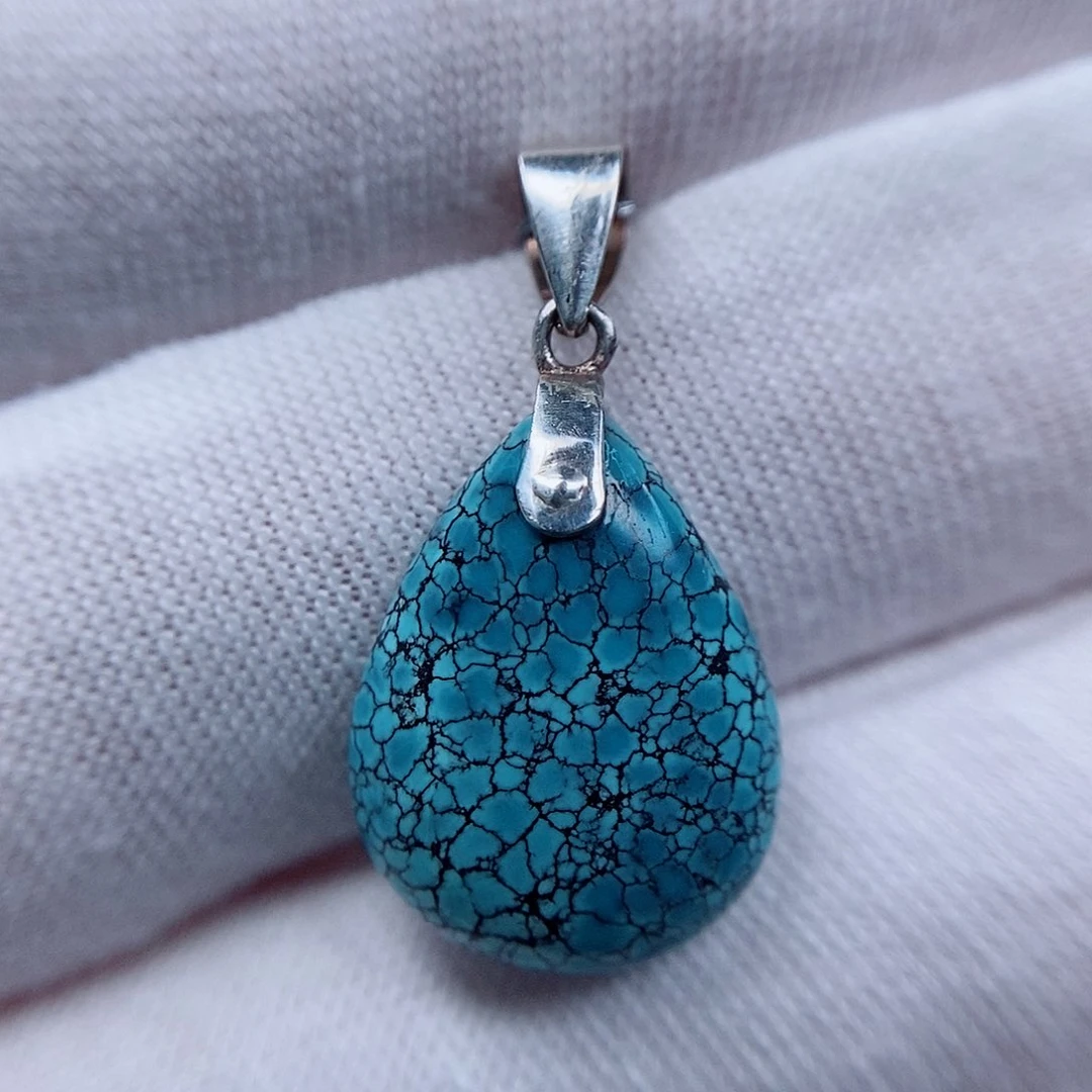 绿松石吊坠未镶嵌