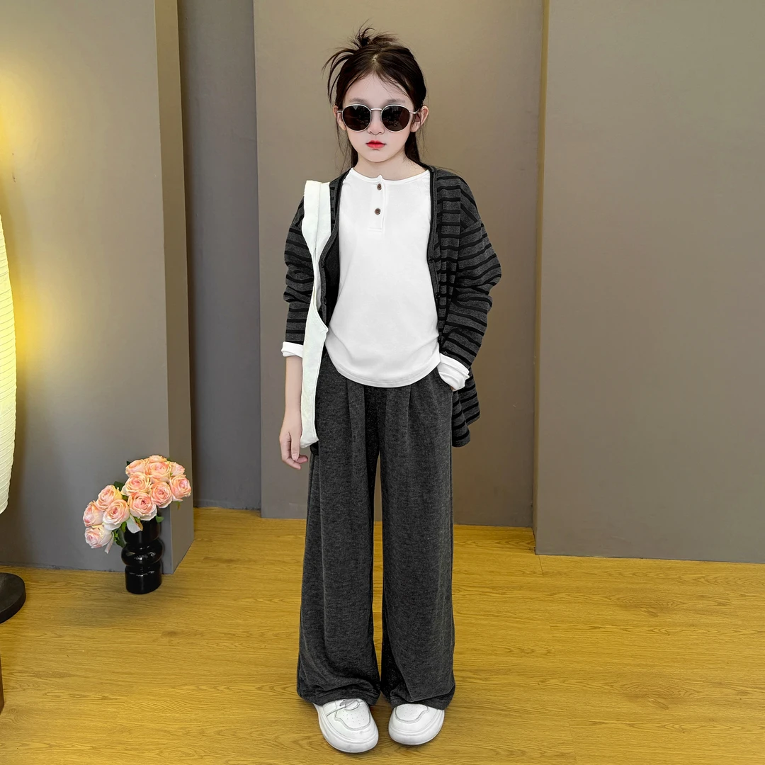 女童卫衣套装春秋款2025新款儿童洋气条纹卫衣宽松休闲三件套潮酷