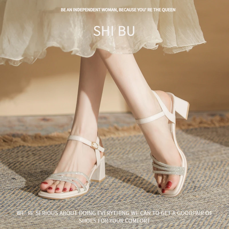 粗跟高跟鞋女2025夏季新款法式黑色细带水钻方头沙滩外穿露趾凉鞋