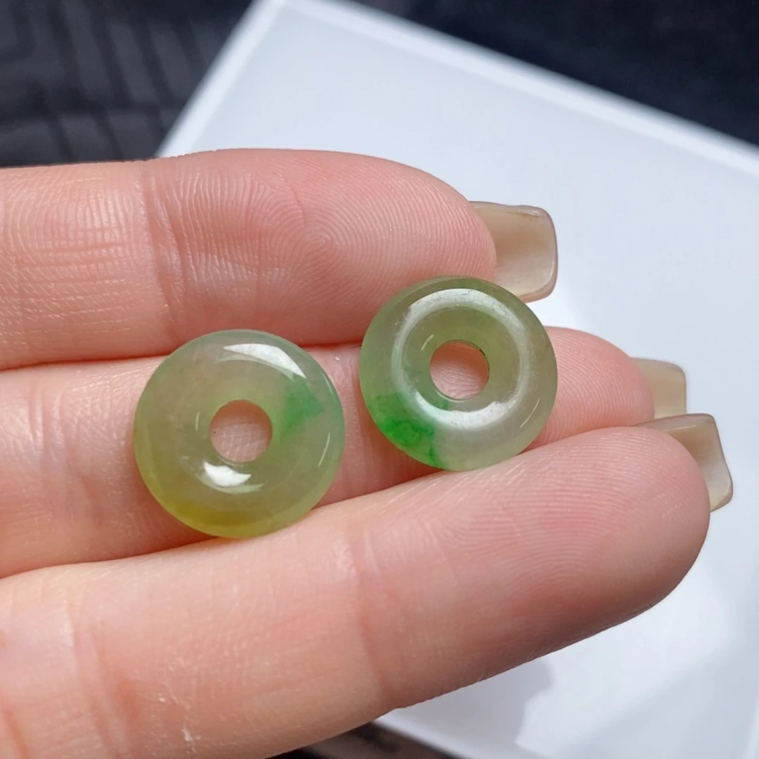 翡翠未镶嵌耳饰黄加绿甜甜圈