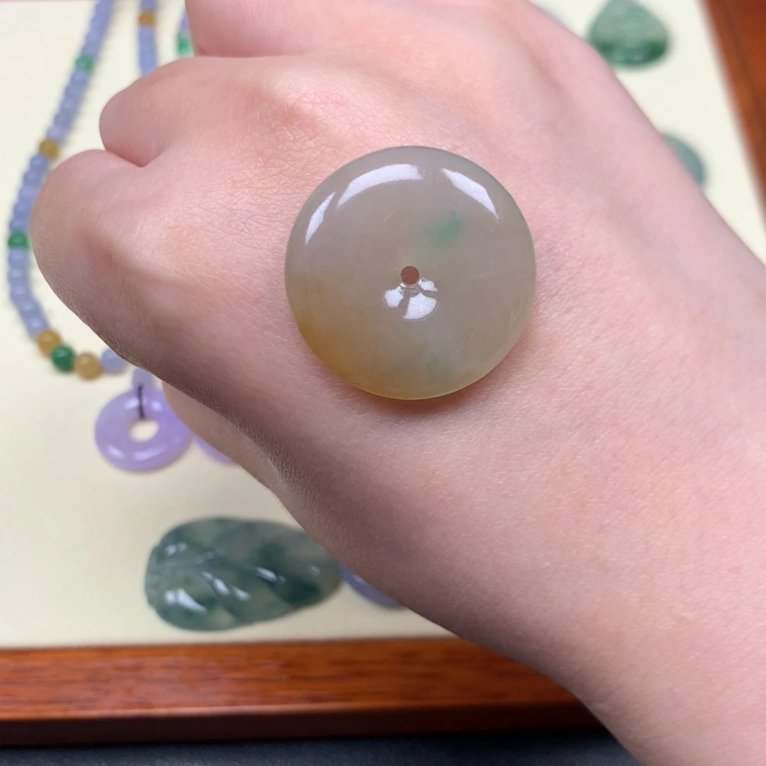 定制翡翠未镶嵌平安扣