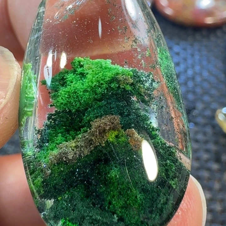 水晶吊坠(不含链)未镶嵌壹**肆