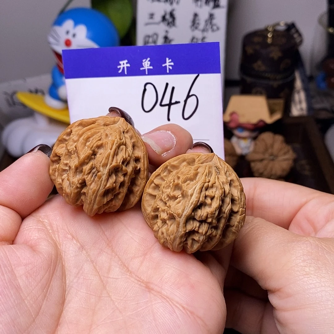 吊坠桃核文玩核桃白狮子36全品n