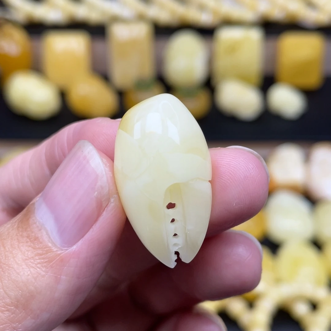 琥珀未镶嵌裸石琥珀蜜蜡