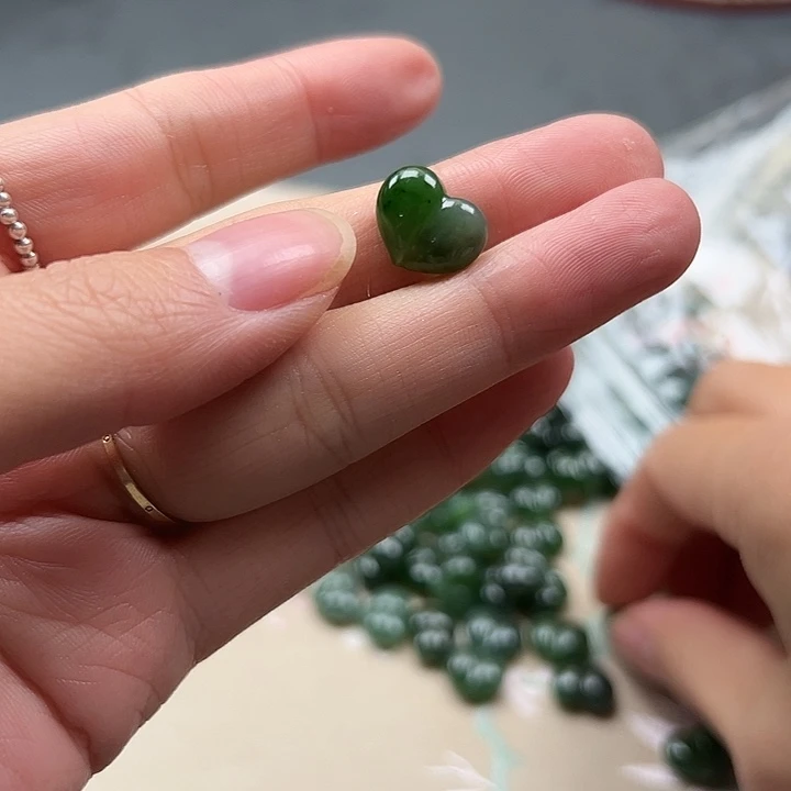 和田玉未镶嵌颈饰31