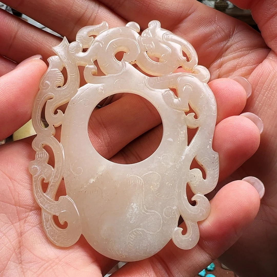 颈饰未镶嵌和田玉博*